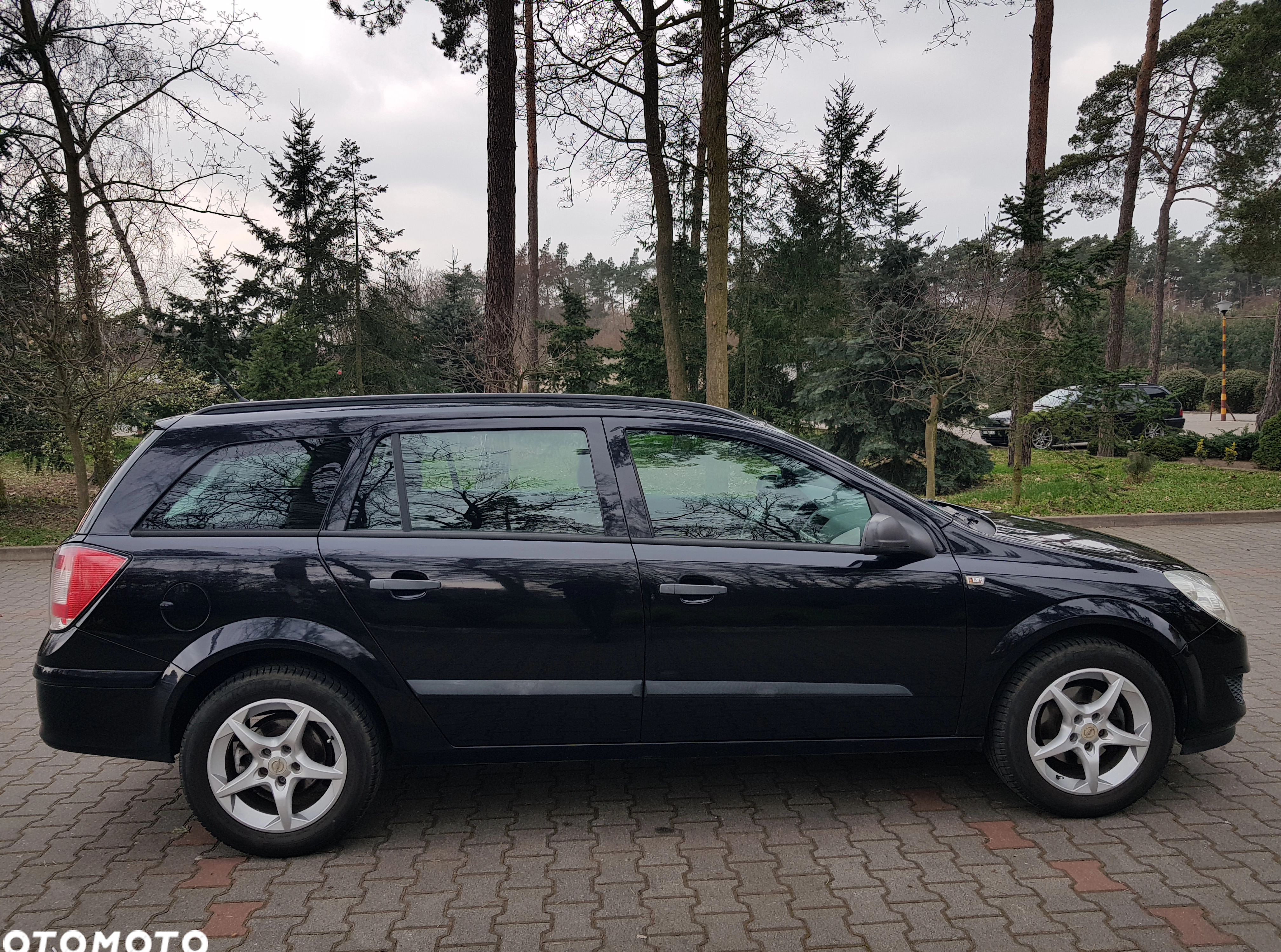 Opel Astra cena 10900 przebieg: 220500, rok produkcji 2007 z Łaskarzew małe 562